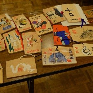 博物館で新年祈願!?　日本の画材で絵馬づくり　【ちゃれんがワークショップ】